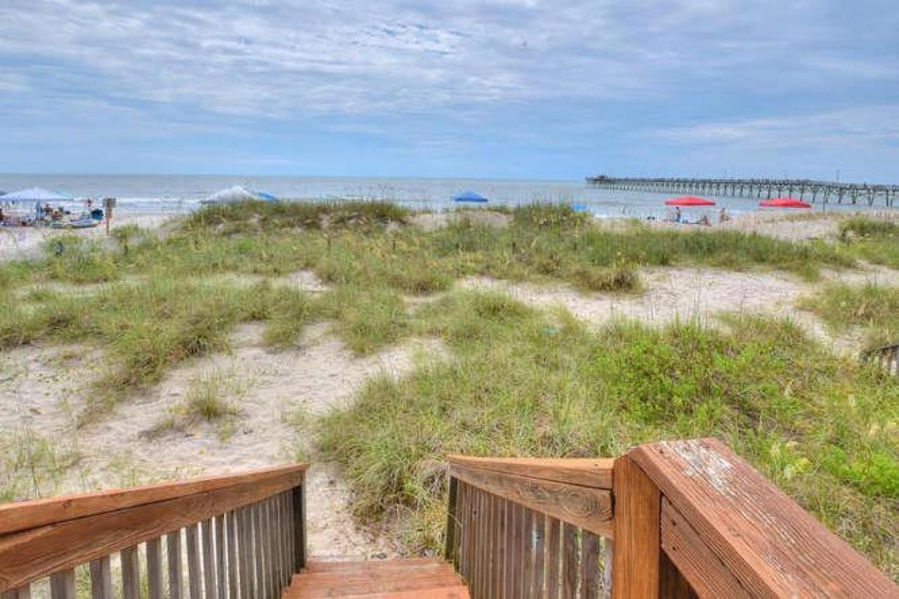 Beach Tonic Villa Oak Island Exterior photo